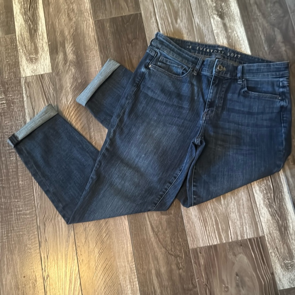 WHBM Everyday Soft Mid Rise Girlfriend Jeans